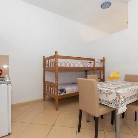 Studio Apartments Zloic In Krvavica Exterior photo