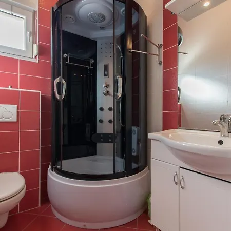 Studio Apartments Zloic In Krvavica Exterior photo