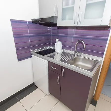 Studio Apartments Zloic In Krvavica Exterior photo
