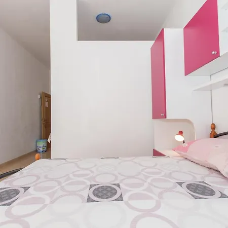 Studio Apartments Zloic In Krvavica Exterior photo