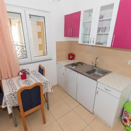 Studio Apartments Zloic In Krvavica Exterior photo