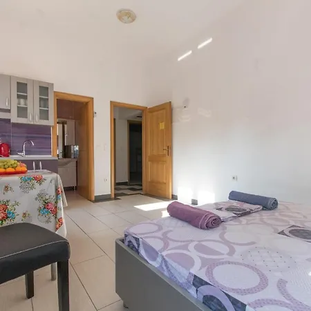 Studio Apartments Zloic In Krvavica Exterior photo