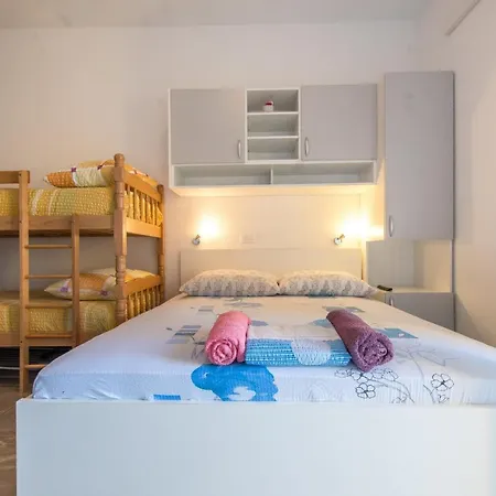 Studio Apartments Zloic In Krvavica Exterior photo