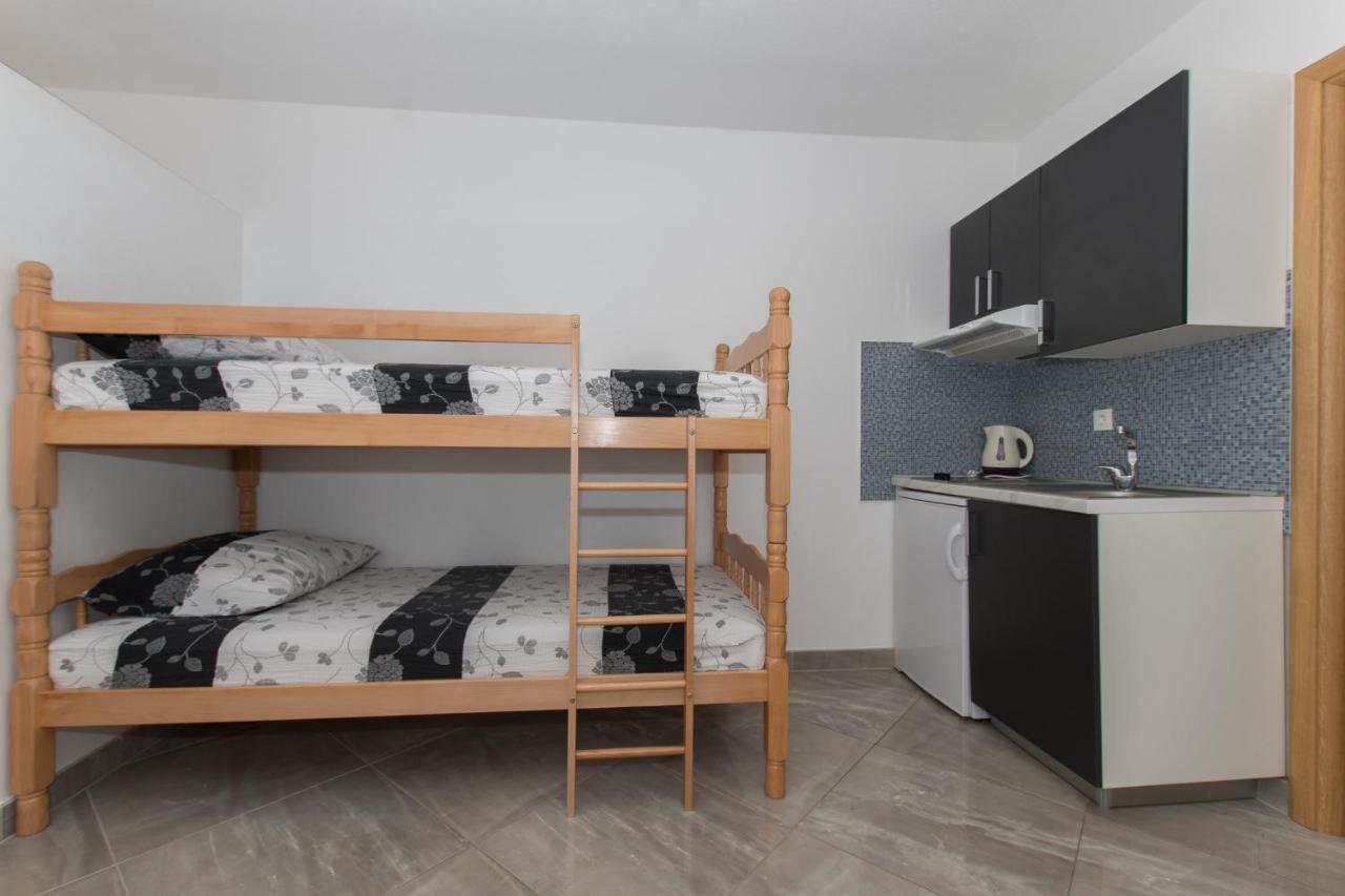Apartment Zloic In Krvavica