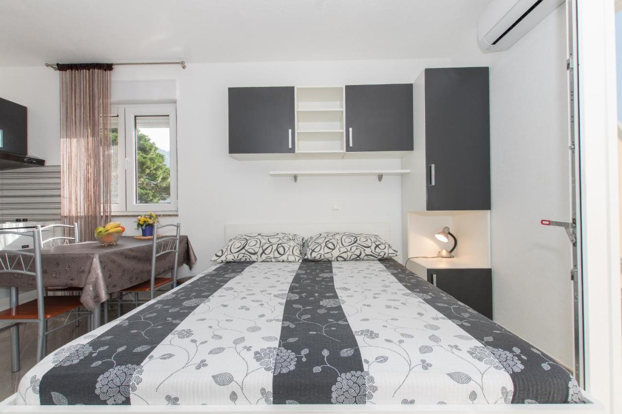 Apartment Zloic In Krvavica